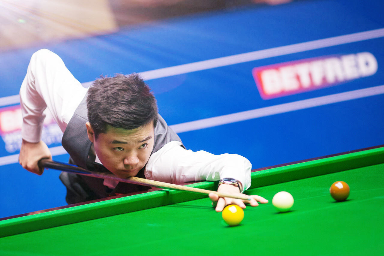 刺眼的地方 刺眼的地方